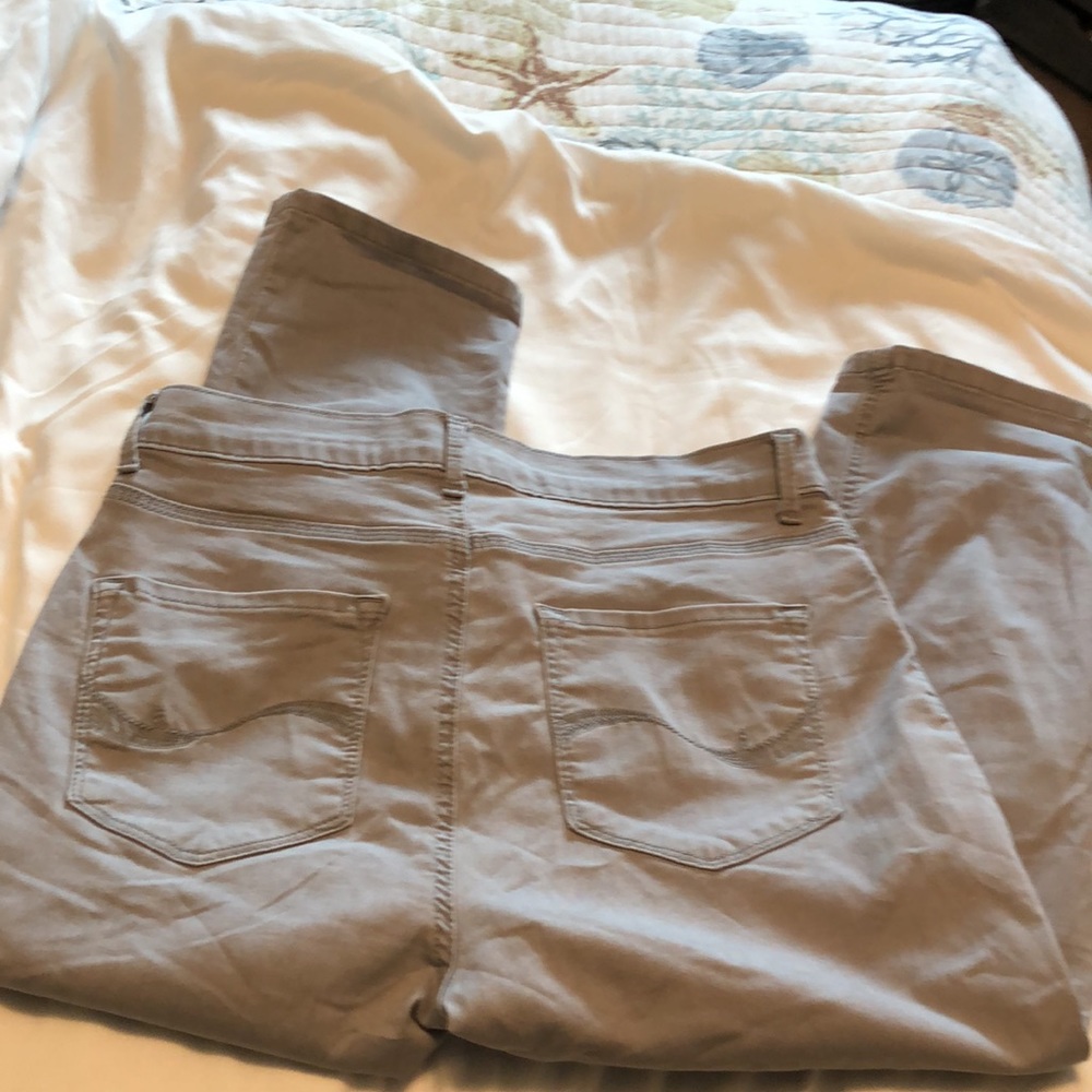 Capris gray grey Lee easy fit size 12 - Picture 6 of 8